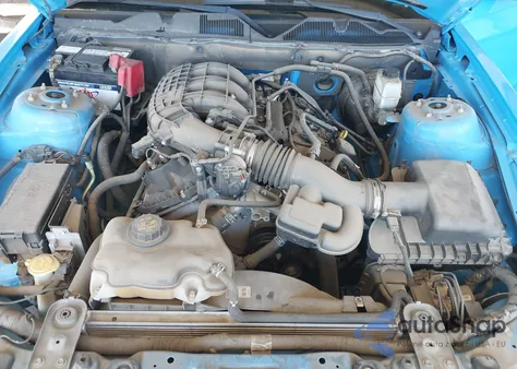 2013 Ford Mustang V6 z USA, uszkodzony, nr VIN 1ZVBP8AM2D5282085